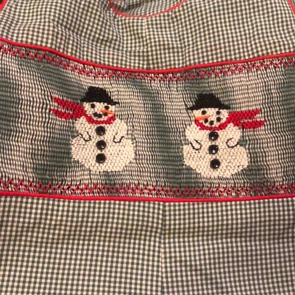Smocked boys bodysuit with snowman - Picture 2 of 8